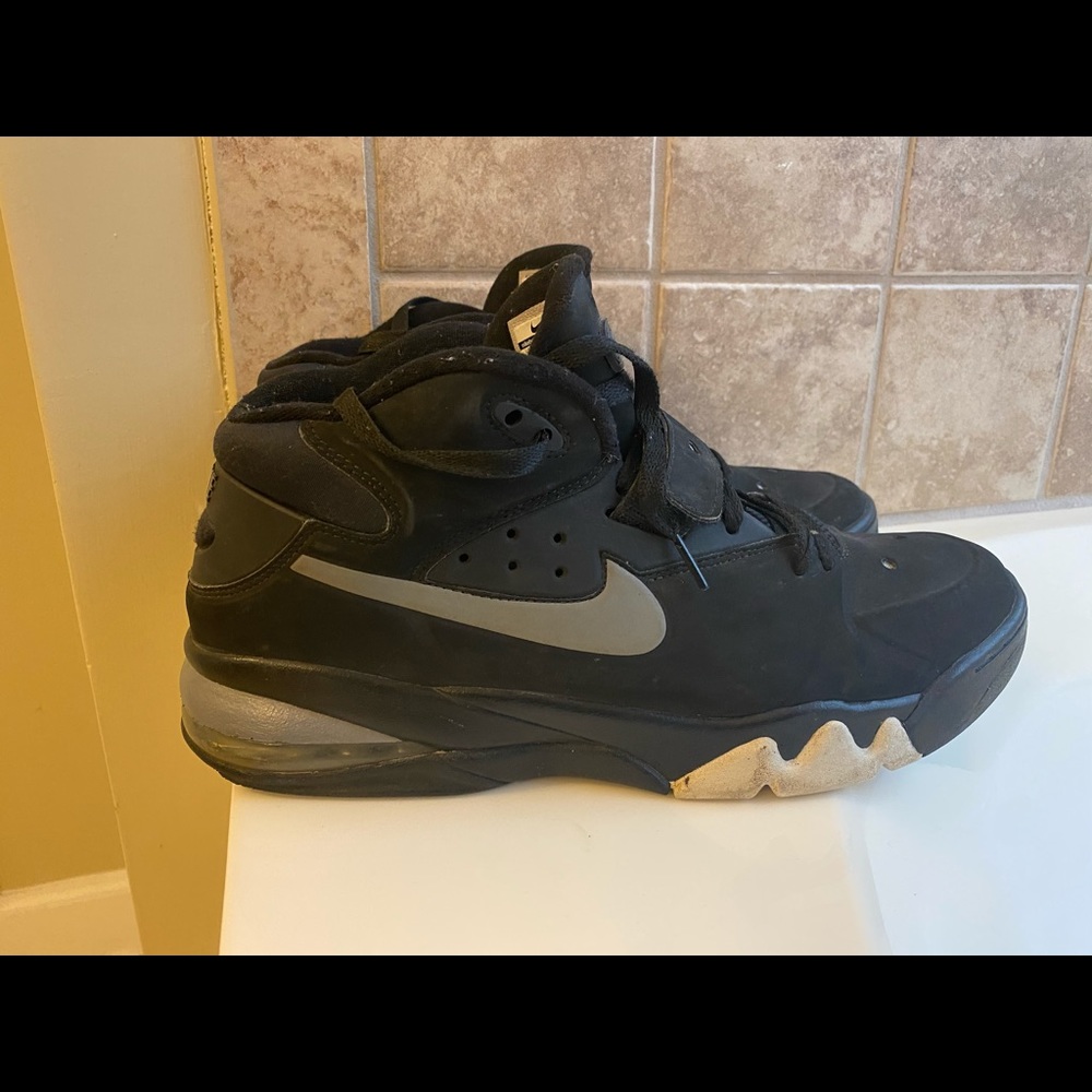 NIKE AIRMAX